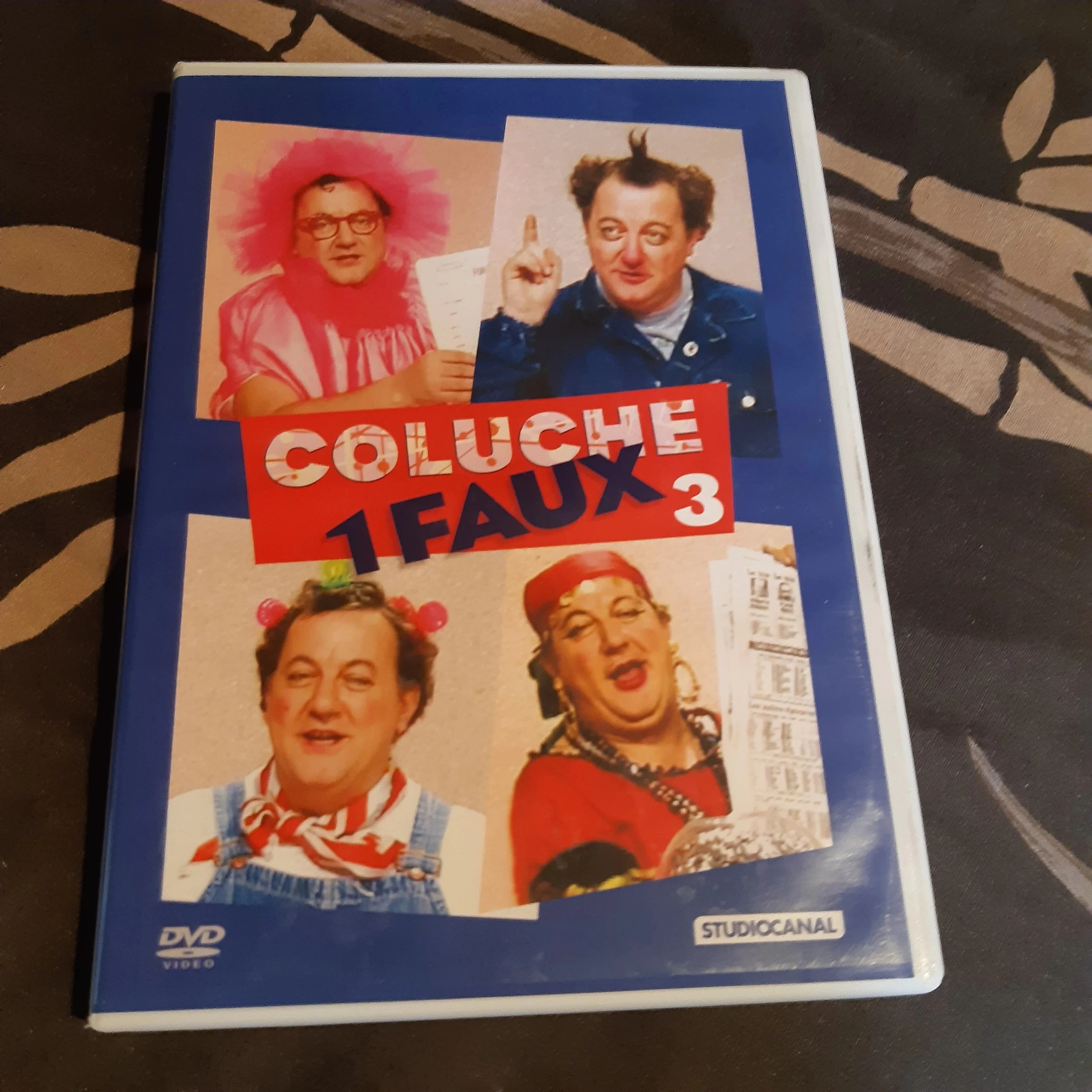 DVD Coluche 1 faux